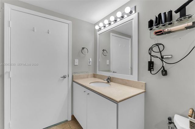 9066 SW 73rd Court 1208, Miami, FL 33156