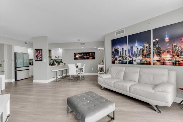 9066 SW 73rd Court 1208, Miami, FL 33156