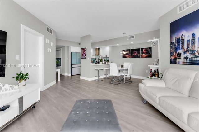9066 SW 73rd Court 1208, Miami, FL 33156