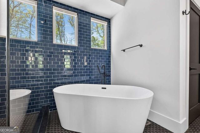 315 Blue Berry Ridge, Morganton, GA 30560