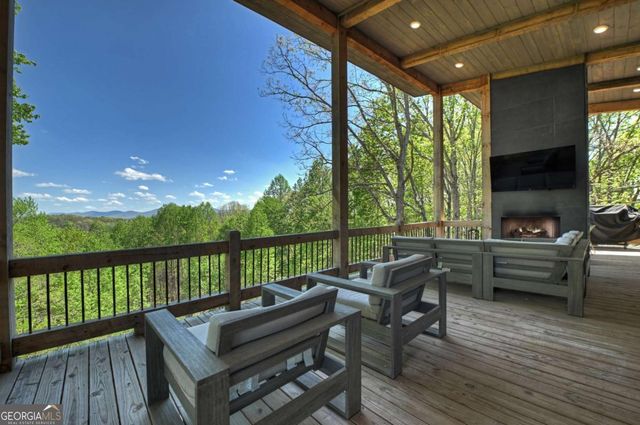 315 Blue Berry Ridge, Morganton, GA 30560