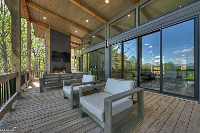 315 Blue Berry Ridge, Morganton, GA 30560