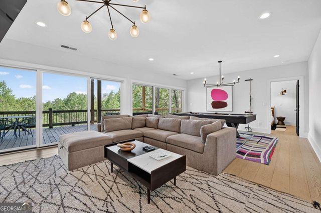 315 Blue Berry Ridge, Morganton, GA 30560