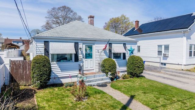 105 Enfield St, Pawtucket, RI 02861