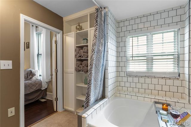 1506 N 5th Street, St Charles, MO 63301