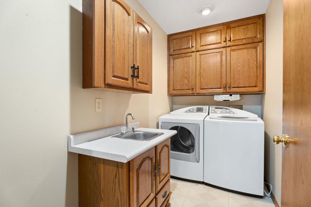 1260 Collegeway, Worthington, MN 56187