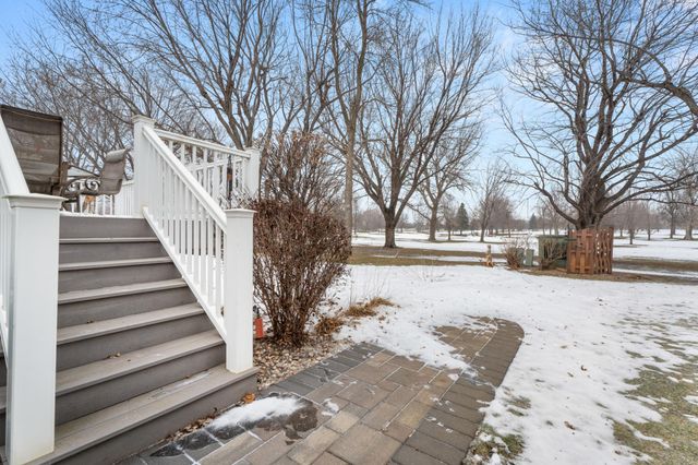 1260 Collegeway, Worthington, MN 56187