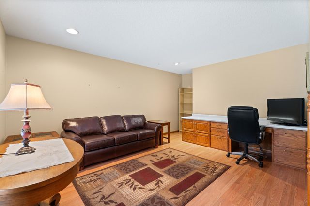 1260 Collegeway, Worthington, MN 56187