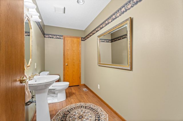 1260 Collegeway, Worthington, MN 56187