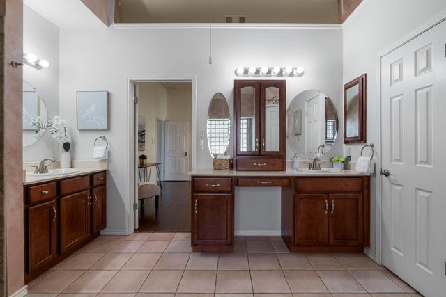 11008 Needham CT, Austin, TX 78739