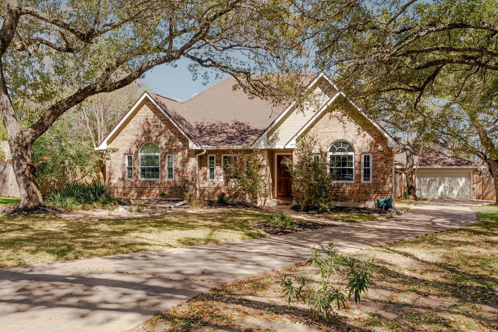 11008 Needham CT, Austin, TX 78739