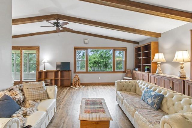 619 12th Avenue, New Glarus, WI 53574