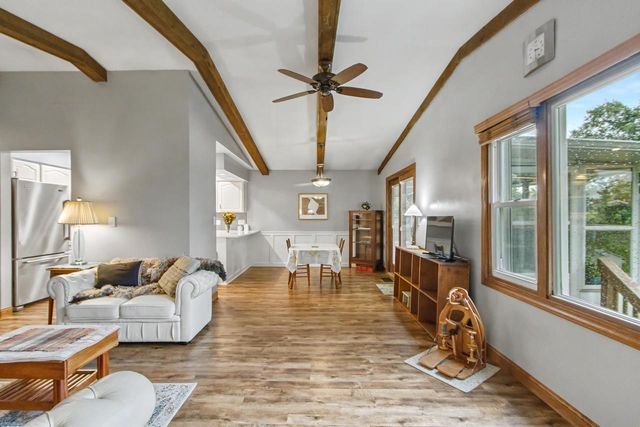 619 12th Avenue, New Glarus, WI 53574