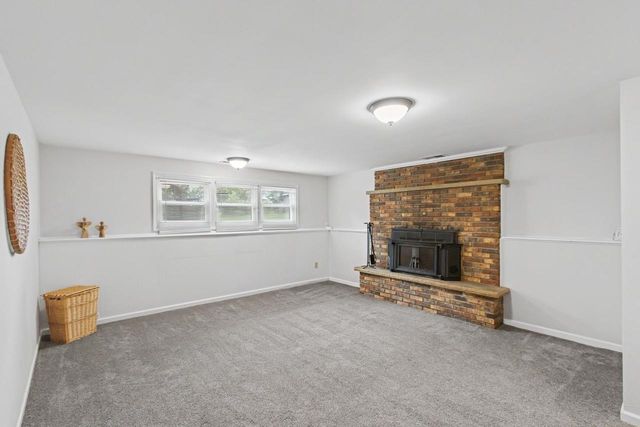 619 12th Avenue, New Glarus, WI 53574