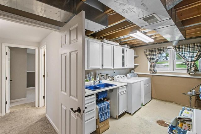 619 12th Avenue, New Glarus, WI 53574