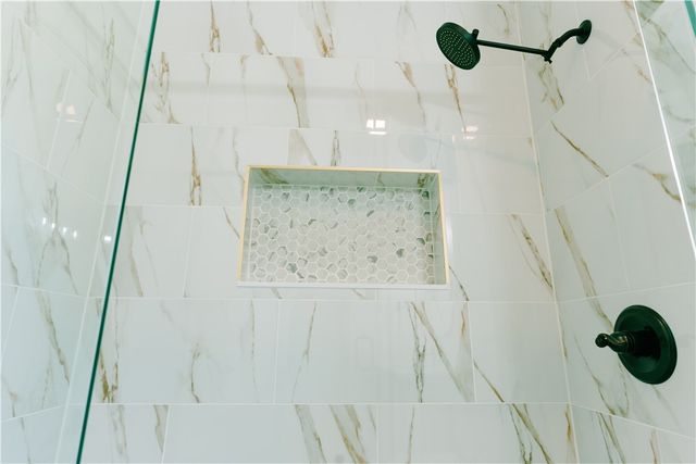 3504 E 4th Street, Russellville, AR 72802