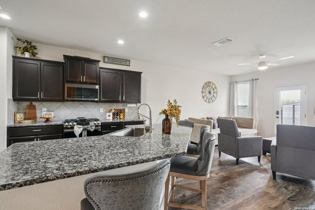 2426 McCrae, New Braunfels, TX 78130