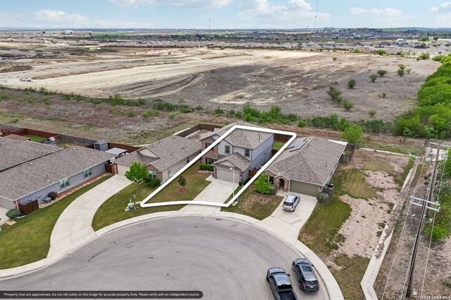 2426 McCrae, New Braunfels, TX 78130