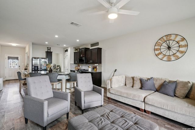 2426 McCrae, New Braunfels, TX 78130