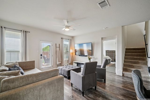 2426 McCrae, New Braunfels, TX 78130