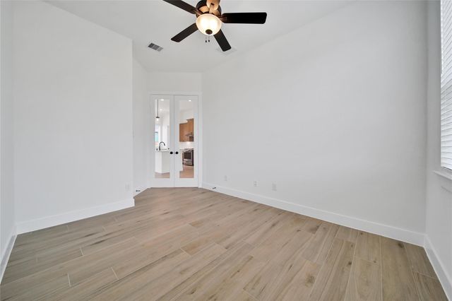 13107 Wood Leaf Park, Tomball, TX 77375