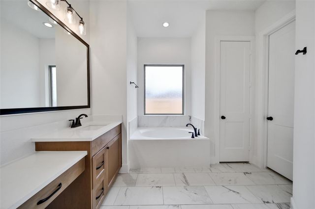 13107 Wood Leaf Park, Tomball, TX 77375