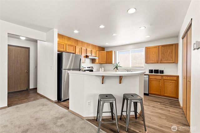 910 27th Avenue SE, Puyallup, WA 98374