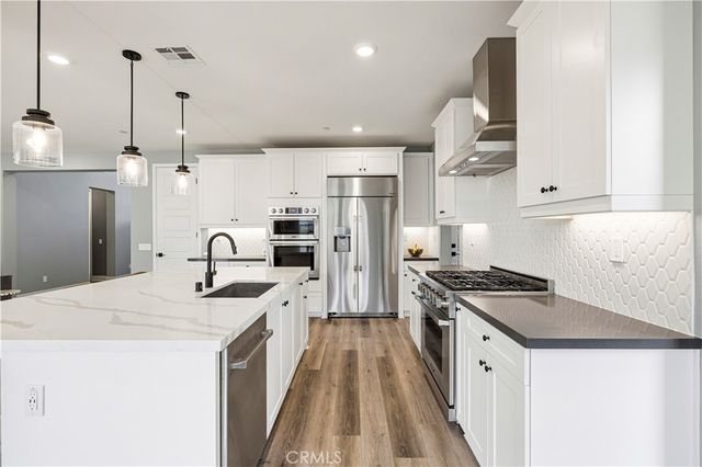 30012 Chestnut Lane, Castaic, CA 91384