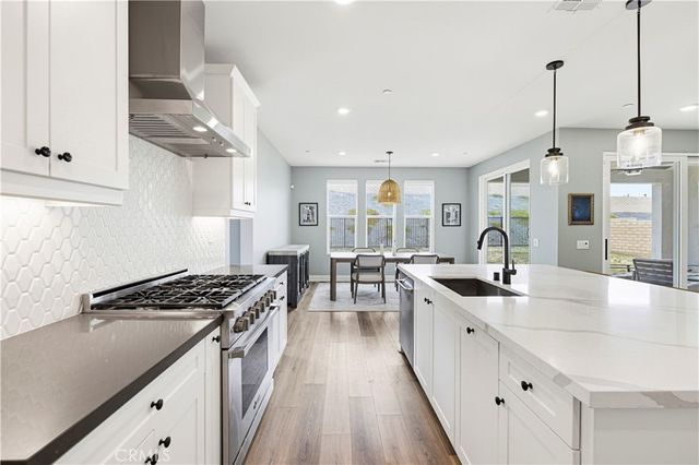 30012 Chestnut Lane, Castaic, CA 91384