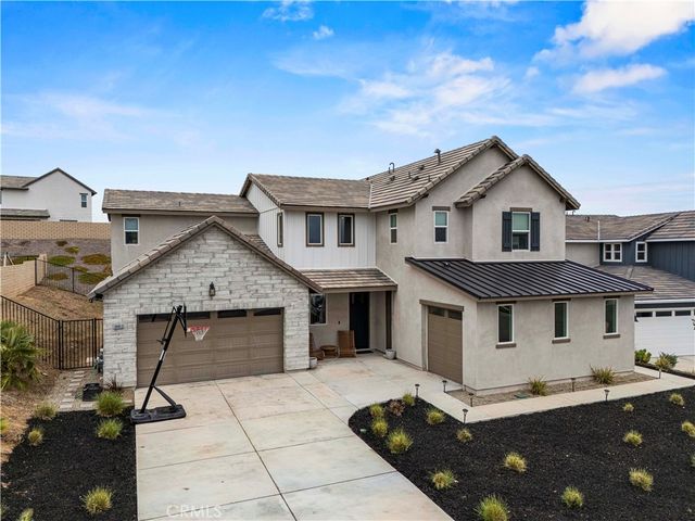 30012 Chestnut Lane, Castaic, CA 91384