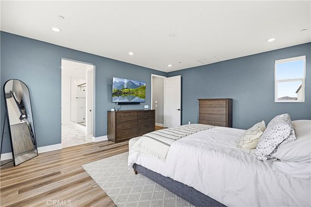 30012 Chestnut Lane, Castaic, CA 91384