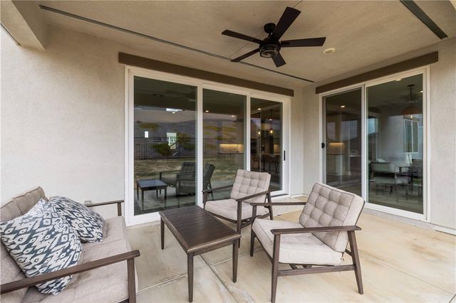 30012 Chestnut Lane, Castaic, CA 91384