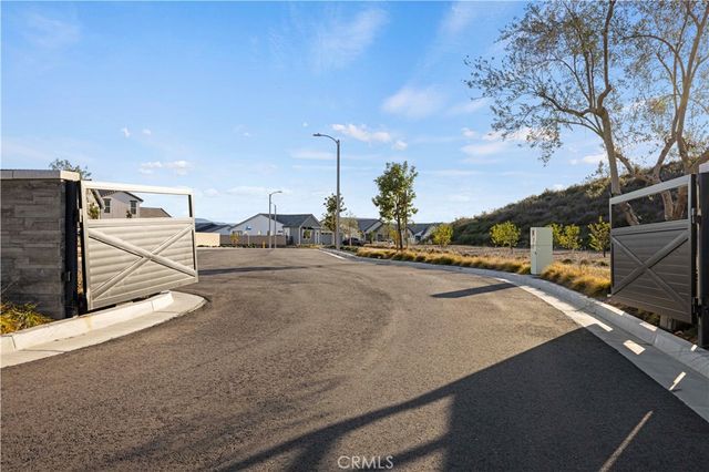 30012 Chestnut Lane, Castaic, CA 91384
