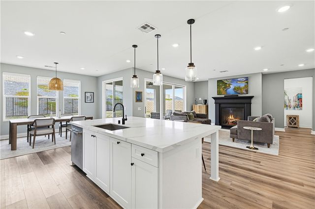 30012 Chestnut Lane, Castaic, CA 91384