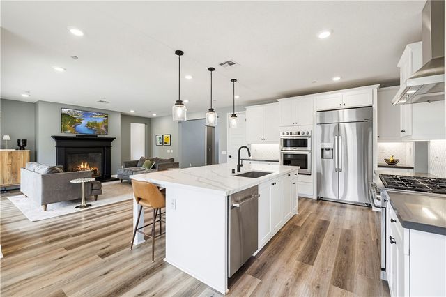 30012 Chestnut Lane, Castaic, CA 91384