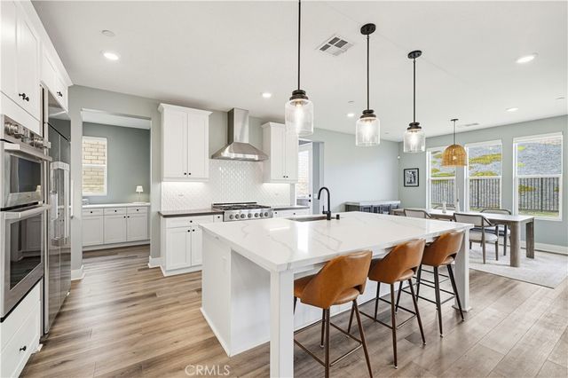 30012 Chestnut Lane, Castaic, CA 91384