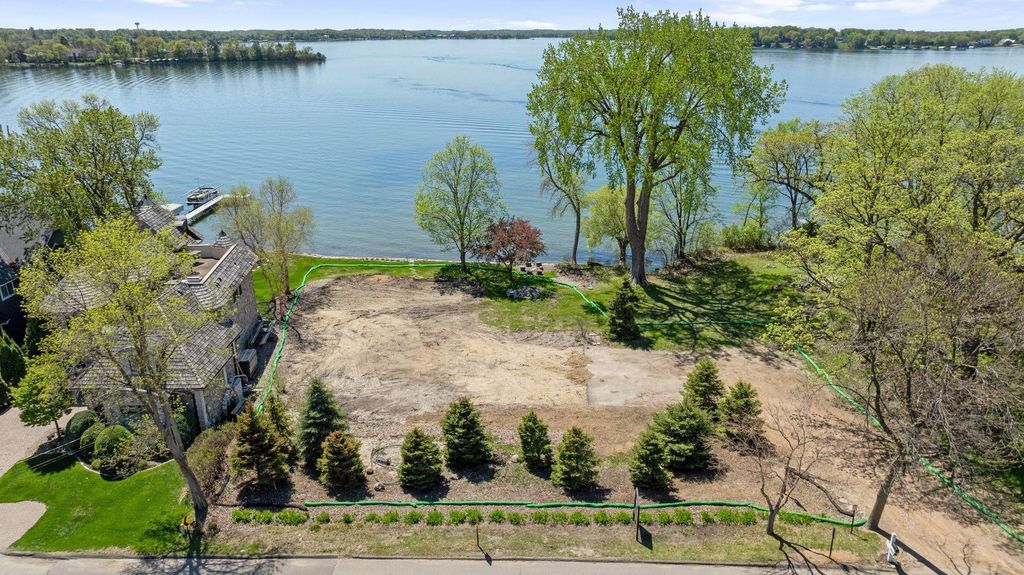 4330 Manitou Road, Excelsior, MN 55331 — photo 2