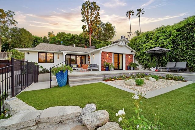 13646 Valley Vista, Sherman Oaks, CA 91423