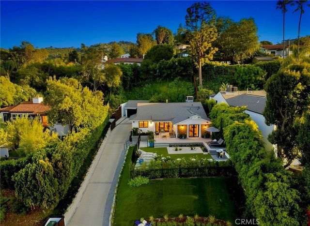 13646 Valley Vista, Sherman Oaks, CA 91423