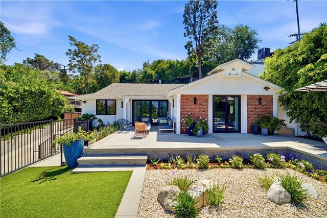 13646 Valley Vista, Sherman Oaks, CA 91423