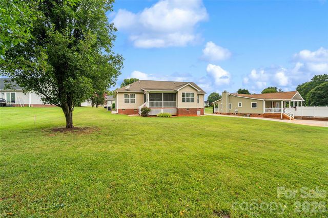748 Chipmeadow Lane, York, SC 29745
