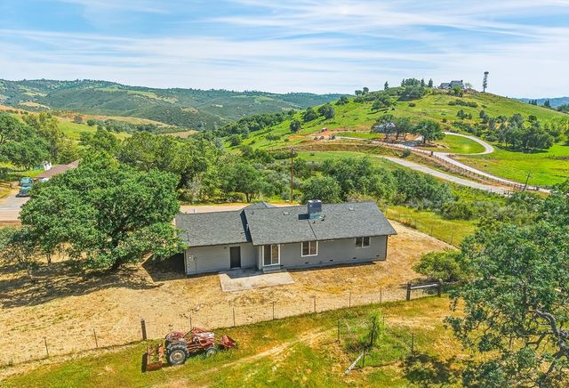 7944 Sparrowk, Valley Springs, CA 95252