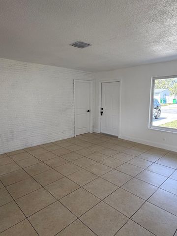 6230 NW 18th Court, Sunrise, FL 33313