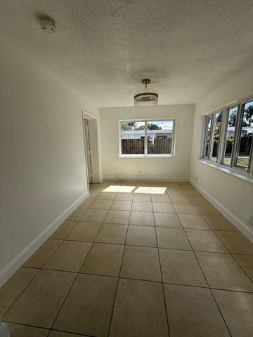 6230 NW 18th Court, Sunrise, FL 33313
