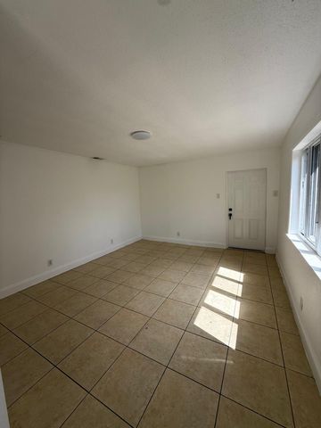 6230 NW 18th Court, Sunrise, FL 33313