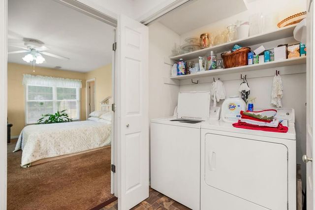 5327 W 60th Terrace, Mission, KS 66205