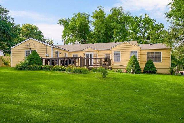 5327 W 60th Terrace, Mission, KS 66205