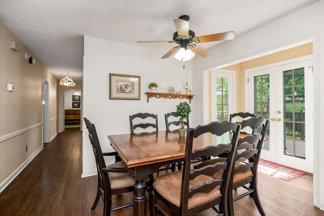 5327 W 60th Terrace, Mission, KS 66205