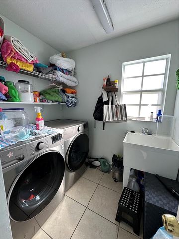 8443 PORT LANCASHIRE DRIVE, Orlando, FL 32829