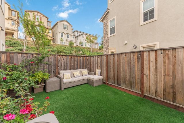 24185 Amaranth Loop, Hayward, CA 94541